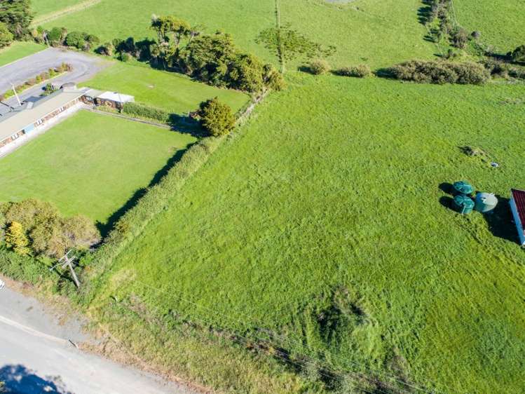 741 Settlement Road Kaiwaka_5