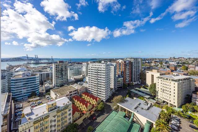 City Pad with Harbour Views