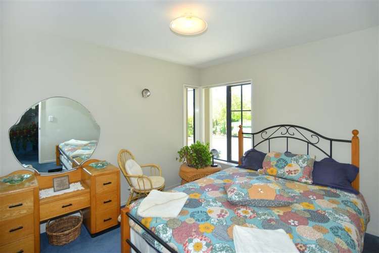 7 Bering Street Northwood_13