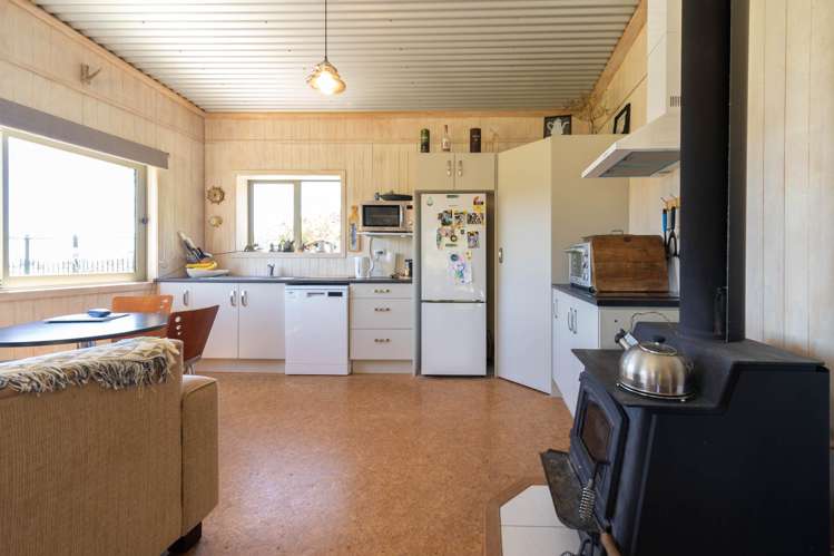 180 Totaranui Road_4