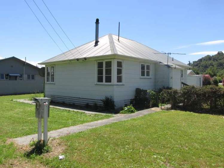 19 Victory Street Reefton_0