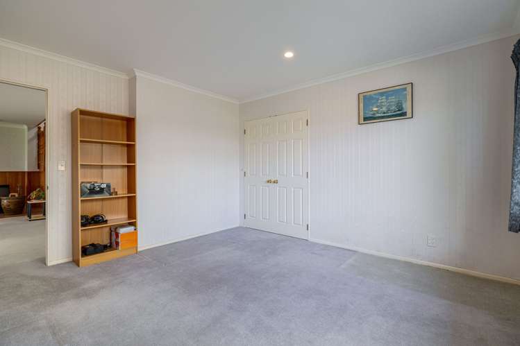 120 Pacific Drive Fitzherbert_13