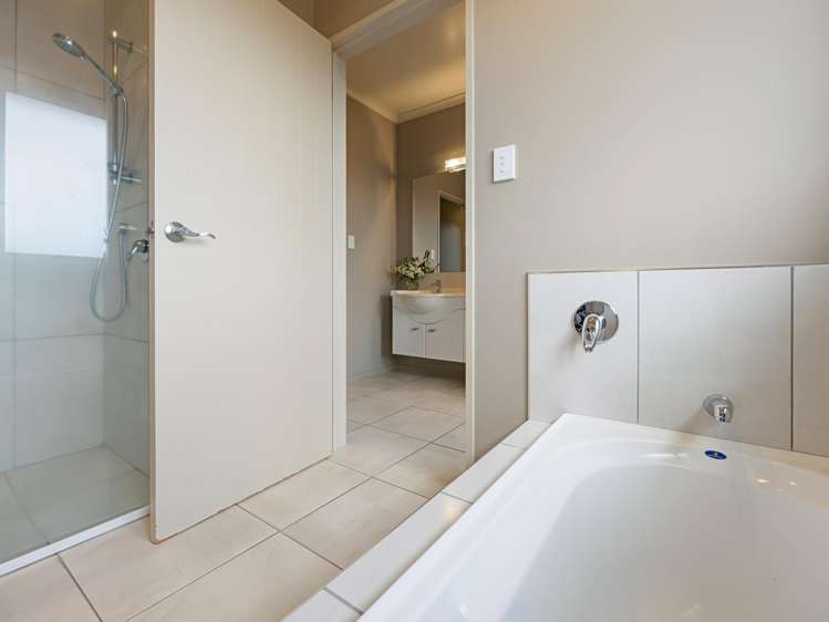 9 The Esplanade Huntington_20