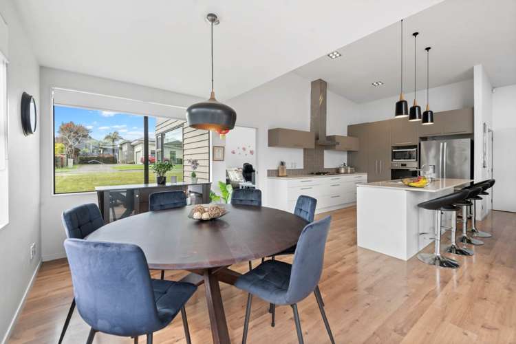 52 Intrepid Crescent Beachlands_9