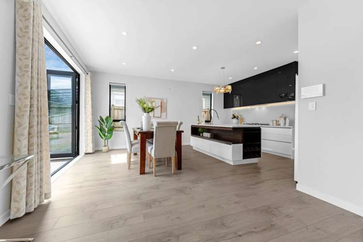 21 Paripari Street Flat Bush_31