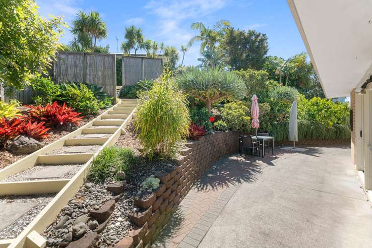 15 Ambassador Glade Orewa_30