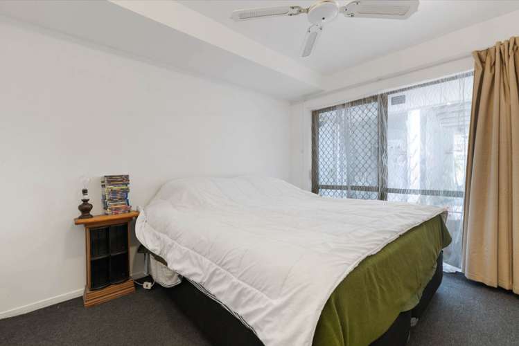 22 Pirangi Street Pt England_11