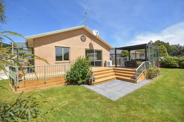 6 Sandown Street Waihola_1
