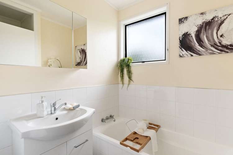 4 Bain Place Bucklands Beach_14