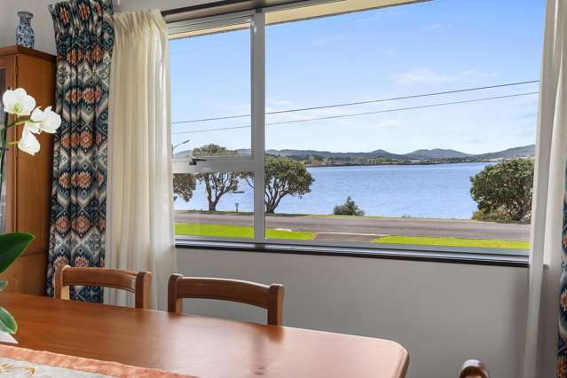 296 Beach Road Onerahi_2