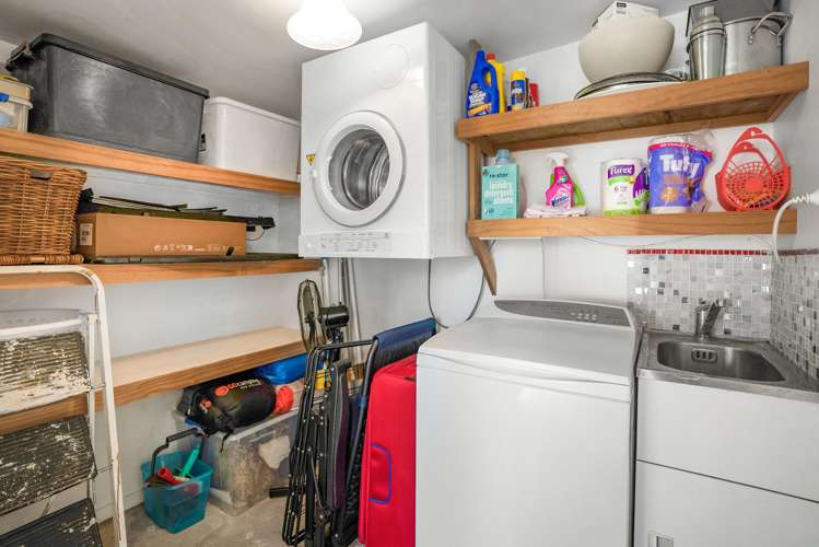 8/103 Epuni Street Epuni_18