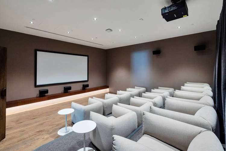 1204/9 Princes Street 10015_18