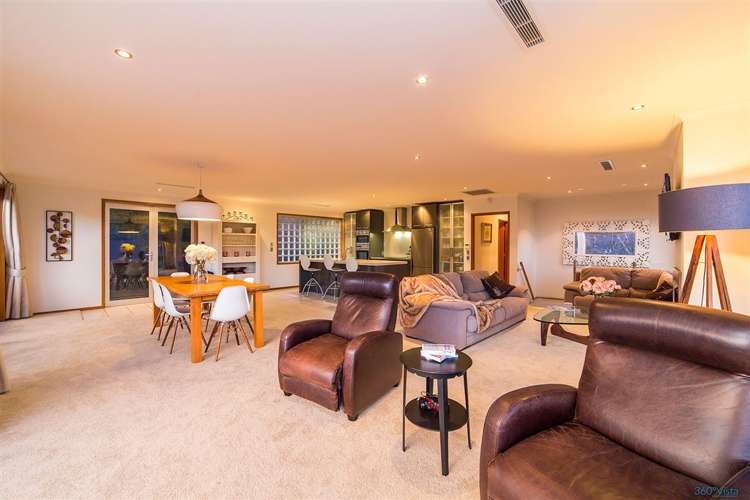 37 Suburb Street Queenstown_5