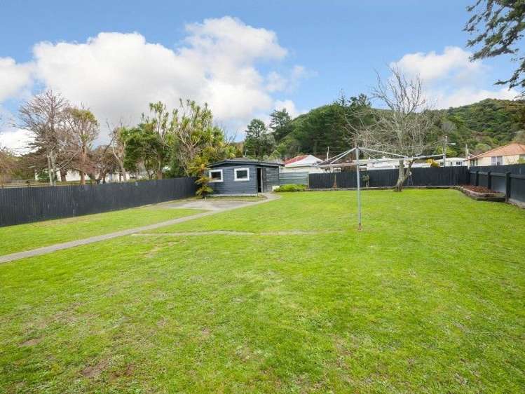 27 Westminster Road Wainuiomata_16