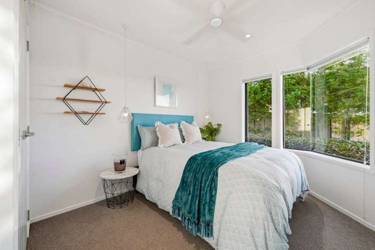 77 The Terrace Herald Island_11