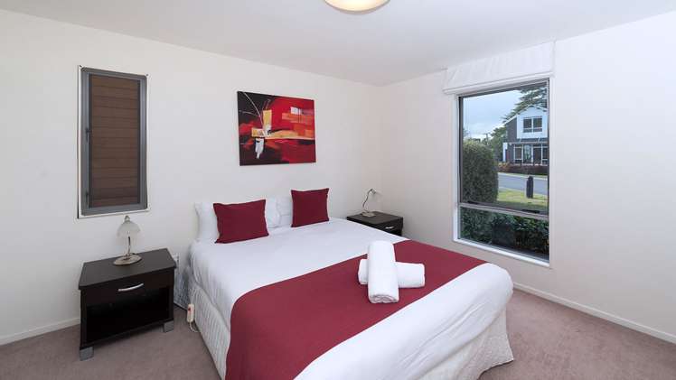 7/1420g Hamurana Road Mourea_9