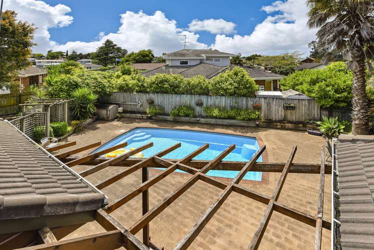 8 Gairloch Place Wattle Downs_12