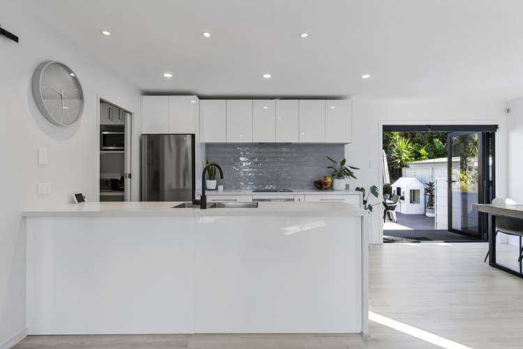 4 Robyn Place Dinsdale_7