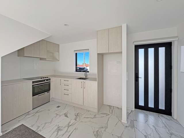 2/79 Taikata Road Te Atatu Peninsula_3