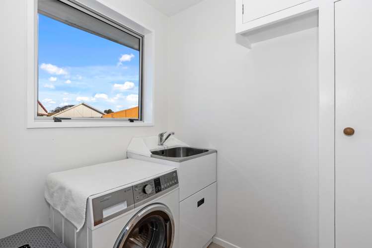 29 Gibson Drive Hornby_12