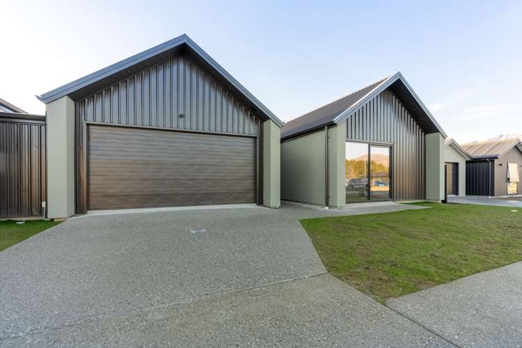 118 Burdon Loop Lake Hawea_27