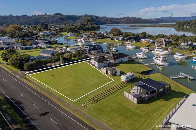157 South Highway West Whitianga_4
