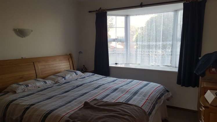 2/3 Pupuke Road Birkenhead_2