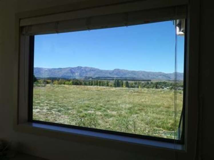 19 Grierson Lane Albert Town_10