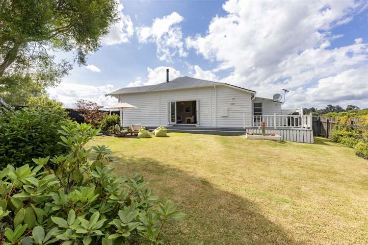 6 Forlong Rise Helensville_9