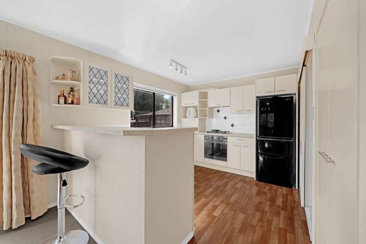 72 Kurnell Drive Botany Downs_9