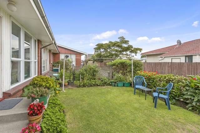 2/20 Brynley Street Hornby_1