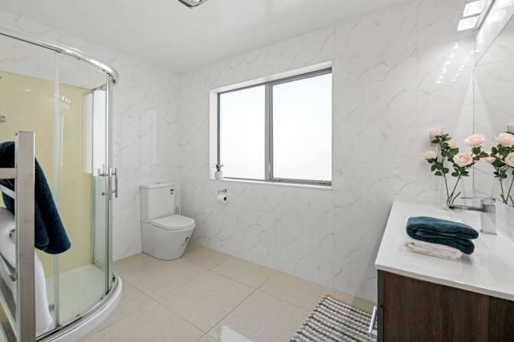 38 Clady Drive Flat Bush_18