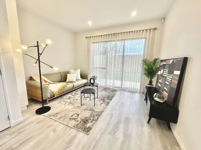 4/241 Don Buck Road Massey_1