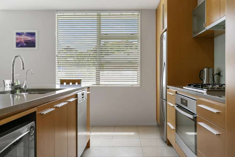 11/2 Lowell Place Waipahihi_10