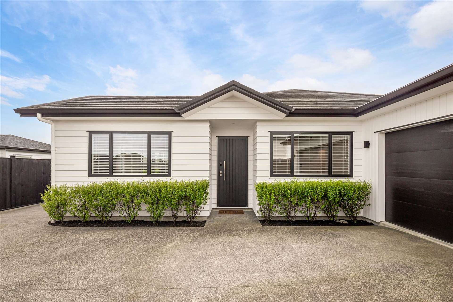 43 Siren Street Wainui_0