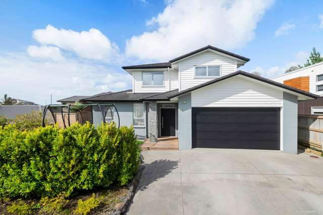 Spacious & Modern Family Home in Millwater