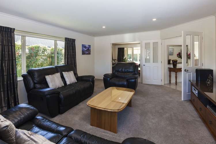 32 Woodhurst Drive Casebrook_7