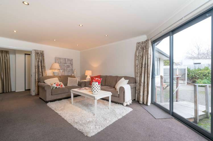 39 Law Street Caversham_5