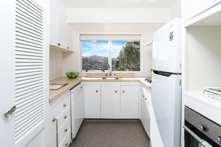 11 Selkirk Way Karori_5