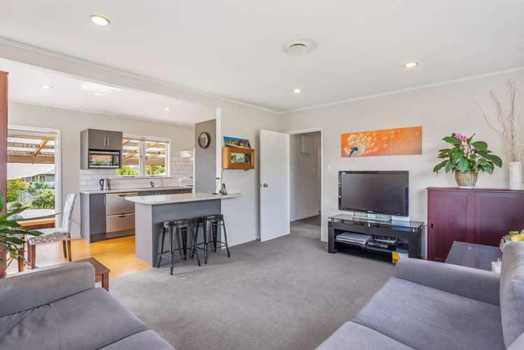 44 Fairclough Road Beach Haven_1