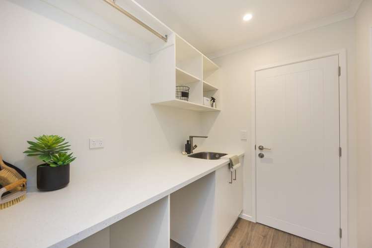 5 Denbigh Street Feilding_31