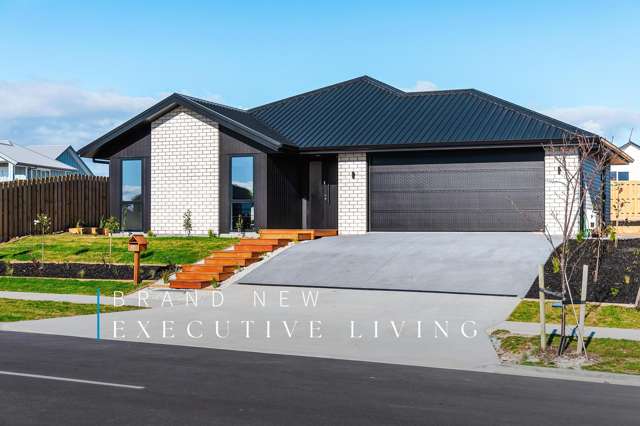 BRAND NEW - Executive Family Living