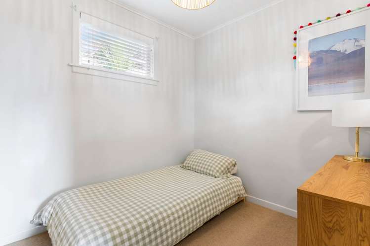 191 Glengarry Road Glen Eden_14