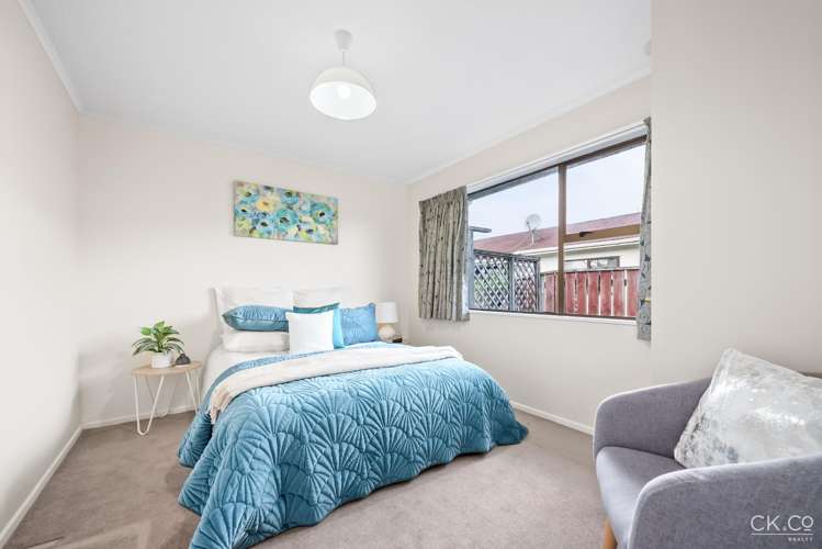 17 King Charles Drive Kingsley Heights_13