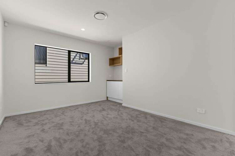 29 Koromeke Street Flat Bush_17