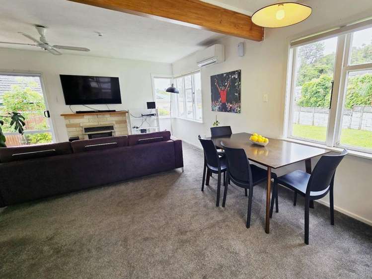 18 Lowry Crescent 1350_2