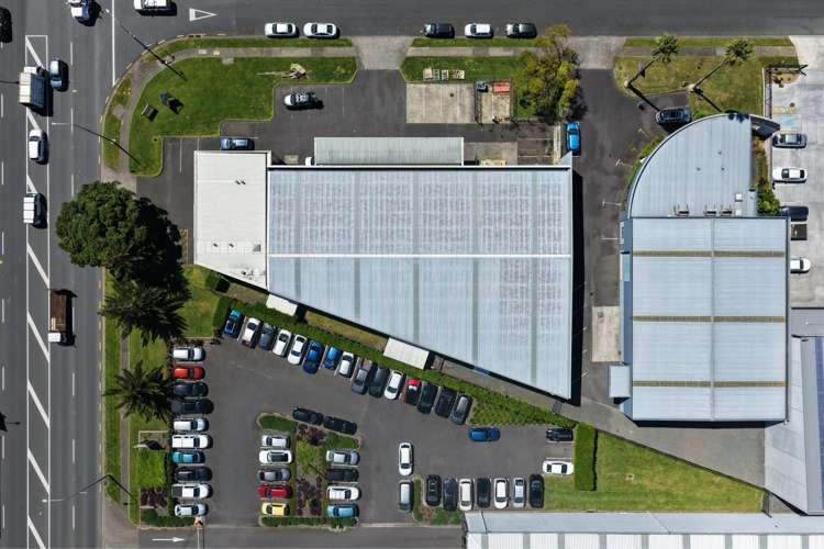 16 Highbrook Drive East Tamaki_12