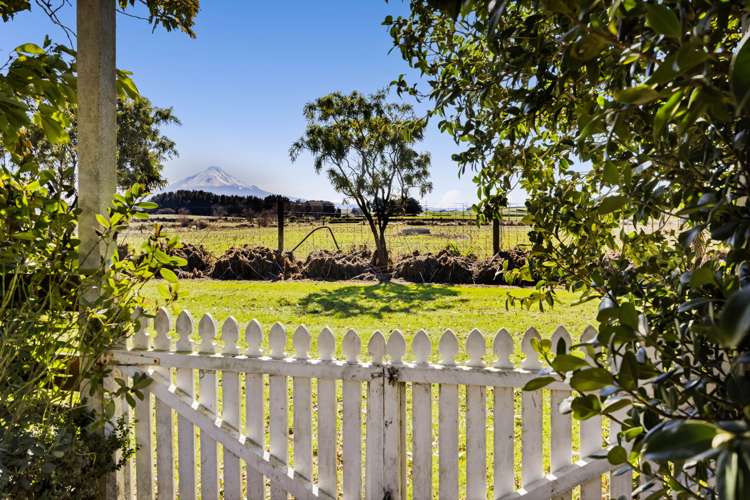 1170 A South Road Manaia_44