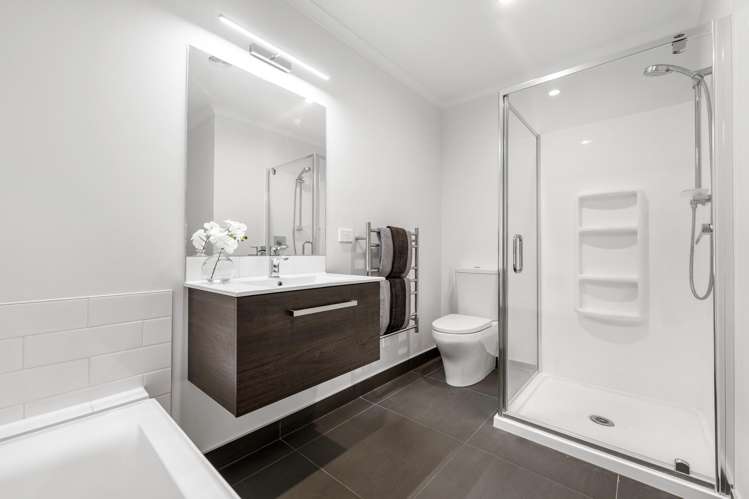 10 Alexander Willis Crescent Hobsonville_15