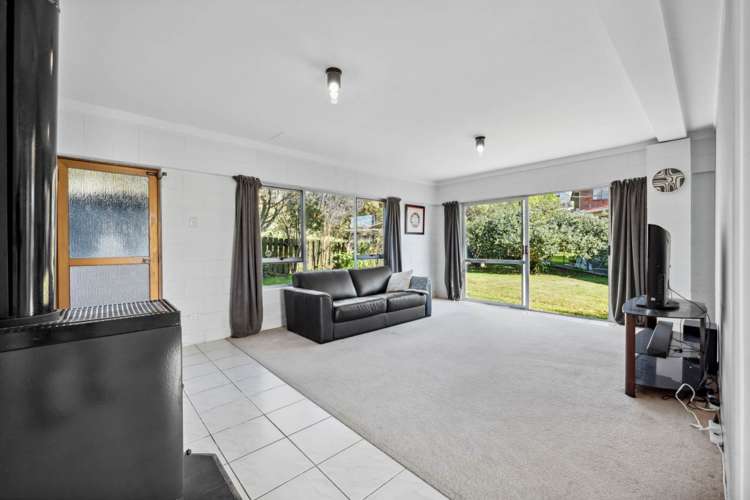 8 Ian Place Glendene_15